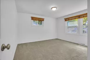 1912 Clover Ln, Champaign, IL 61821 - Photo 20