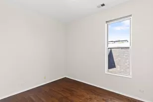 1710 W Erie St, Chicago, IL 60622 - Photo 14
