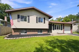 5184 Deerpath Rd, Oak Forest, IL 60452 - Photo 2