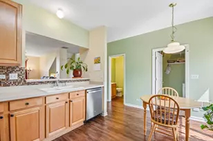 641 S Rosehall Ln, Round Lake, IL 60073 - Photo 12