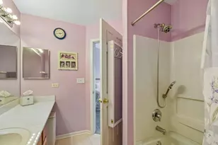 641 S Rosehall Ln, Round Lake, IL 60073 - Photo 20