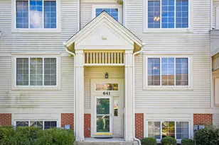 641 S Rosehall Ln, Round Lake, IL 60073 - Photo 2