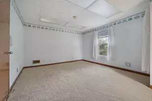 526 W South St, Woodstock, IL 60098 - Photo 18