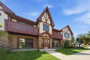11553 Autobahn Dr E, Palos Park, IL 60464 - Photo 2