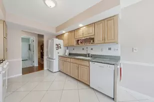 11553 Autobahn Dr E, Palos Park, IL 60464 - Photo 12