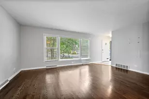 9120 E Prairie Rd, Evanston, IL 60203 - Photo 4