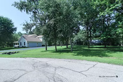 39226 N Rangers Way, Antioch, IL 60002 - Photo 32