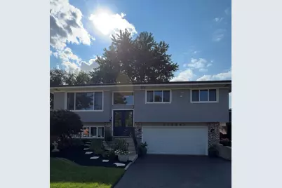 11934 S Tripp Avenue, Alsip, IL 60803 - Photo 1