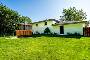 709 N Reef Rd, Lockport, IL 60441 - Photo 22