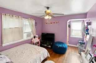 3858 N Sawyer Ave, Chicago, IL 60618 - Photo 12