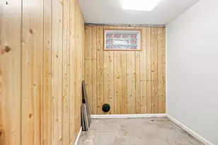 3858 N Sawyer Ave, Chicago, IL 60618 - Photo 14