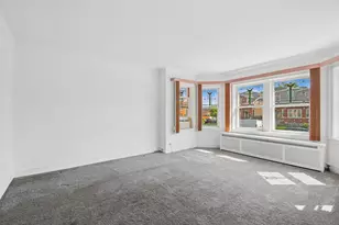 2818 N Long Ave, Chicago, IL 60641 - Photo 4