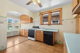 2818 N Long Ave, Chicago, IL 60641 - Photo 8