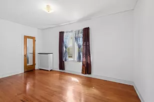 2818 N Long Ave, Chicago, IL 60641 - Photo 12