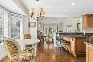55 Brodick Ln, Inverness, IL 60067 - Photo 6