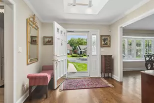 55 Brodick Ln, Inverness, IL 60067 - Photo 2