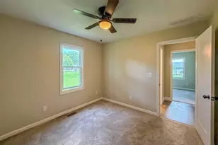 118 E Bower St, Oreana, IL 62554 - Photo 32