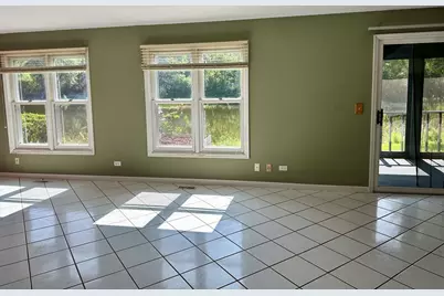 935 Victoria Drive #935, Woodstock, IL 60098 - Photo 6