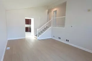9800 S Artesian Ave, Evergreen Park, IL 60805 - Photo 10