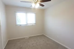 9800 S Artesian Ave, Evergreen Park, IL 60805 - Photo 16