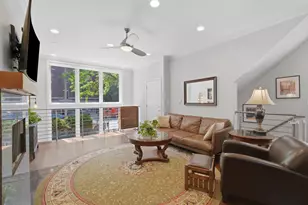 1920 W Diversey Pkwy, Chicago, IL 60614 - Photo 4