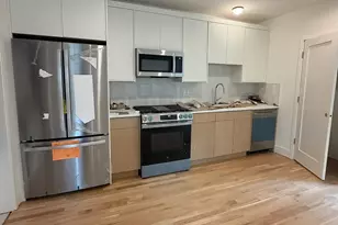 1751 W Superior St, Chicago, IL 60622 - Photo 4