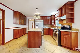 2745 Covert Rd, Glenview, IL 60025 - Photo 6