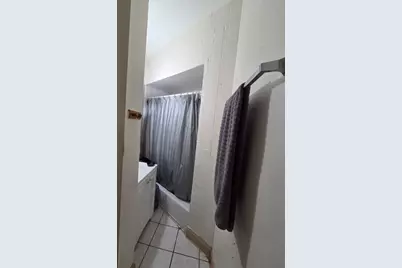 7547 N Rogers Avenue, Chicago, IL 60626 - Photo 20