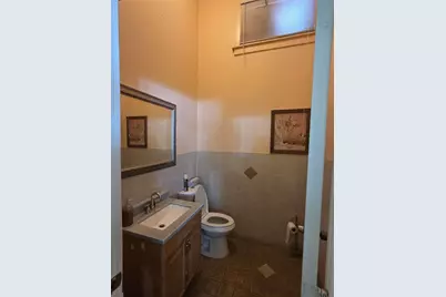 7547 N Rogers Avenue, Chicago, IL 60626 - Photo 12