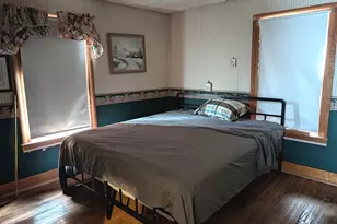 802 Erie St, Elgin, IL 60123 - Photo 8