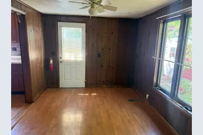 806 E McKinley Street, Marion, IL 62959 - Photo 4