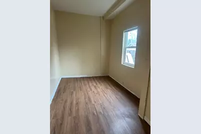 7408 S Yates Boulevard, Chicago, IL 60649 - Photo 4