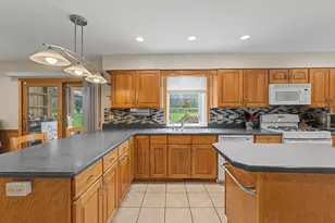 7414 Meadow Ln, Cary, IL 60013 - Photo 18