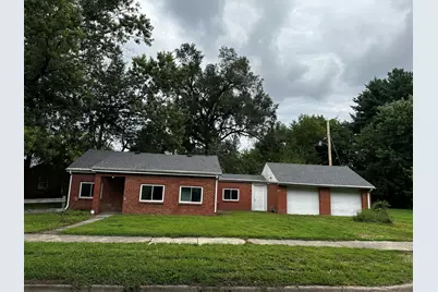 1102 N McKinley Avenue, Champaign, IL 61821 - Photo 1