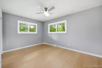 557 Willard Avenue, Elgin, IL 60120 - Photo 18