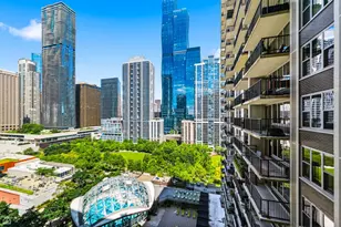 400 E Randolph St, Chicago, IL 60601 - Photo 12