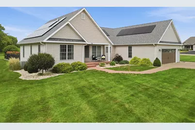 714 Keller Drive, Dixon, IL 61021 - Photo 2