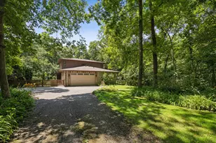 1388 265th St, Sherrard, IL 61281 - Photo 4