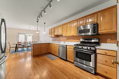 825 Braeman Court, Libertyville, IL 60048 - Photo 10
