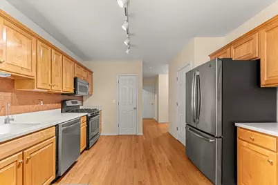 825 Braeman Court, Libertyville, IL 60048 - Photo 12