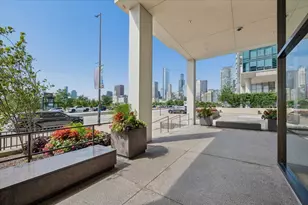 360 E Randolph St, Chicago, IL 60601 - Photo 26