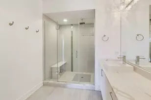 650 N Morgan St, Chicago, IL 60642 - Photo 32