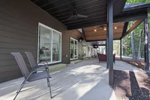 8960 E South Cir Dr, Effingham, IL 62401 - Photo 16