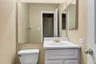 177 Cascade Dr, Indian Head Park, IL 60525 - Photo 12