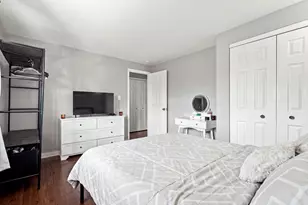 207 Linn Ct, North Aurora, IL 60542 - Photo 14