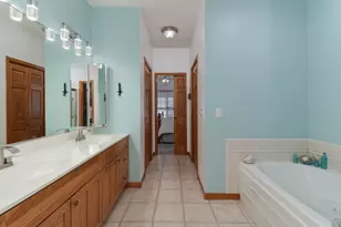 25 Spring Ridge Cir, Bloomington, IL 61704 - Photo 28