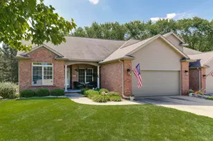 25 Spring Ridge Cir, Bloomington, IL 61704 - Photo 46