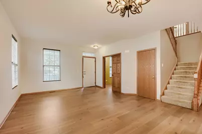 7300 Yorkshire Street, Joliet, IL 60431 - Photo 6