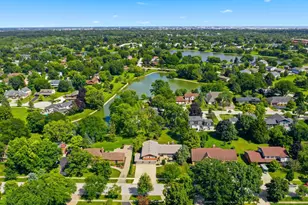 705 Ruskin Dr, Elk Grove Village, IL 60007 - Photo 34