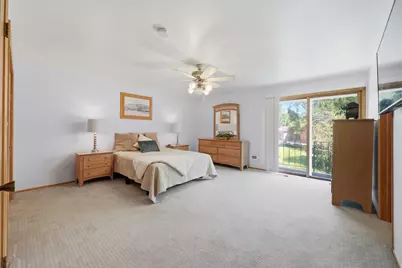 705 Ruskin Drive, Elk Grove Village, IL 60007 - Photo 16